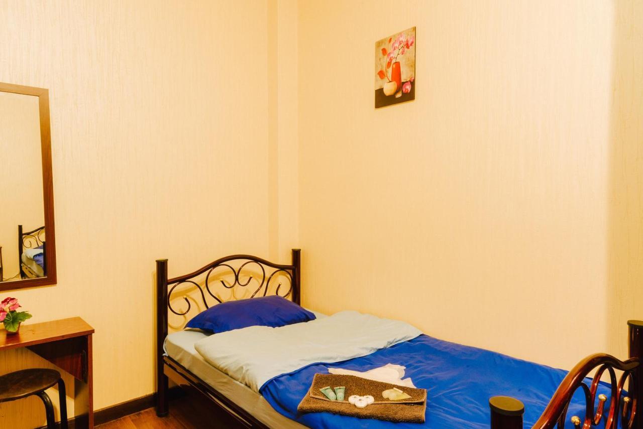 Cleopatra Palace Hostel Tbilisi Exterior photo