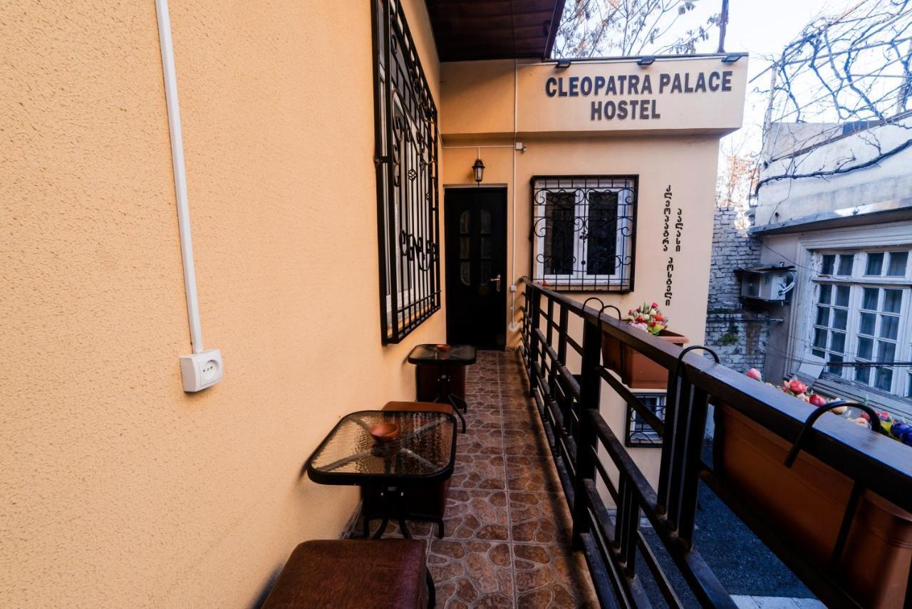 Cleopatra Palace Hostel Tbilisi Exterior photo